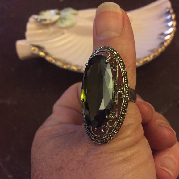 Sterling Silver, Marcasite and Iolite Ring - Picture 5 of 5